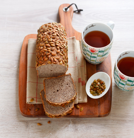 Pane in cassetta semintegrale al grano saraceno e semi - Cucina Naturale
