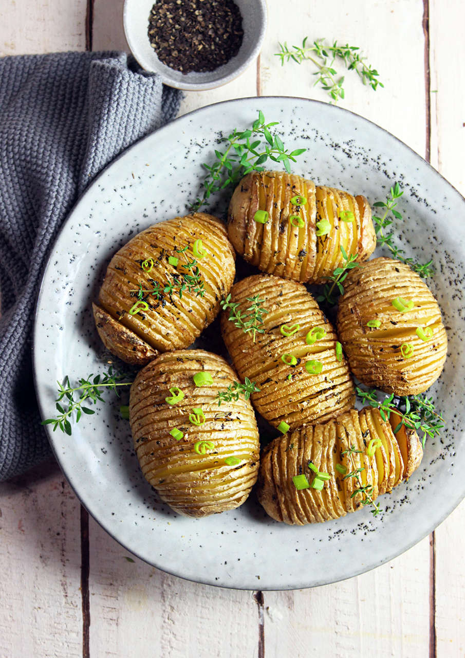 Patate Hasselback cotte in Pentola Fornetto —