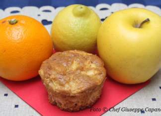 Tortine o muffin di mele agli agrumi