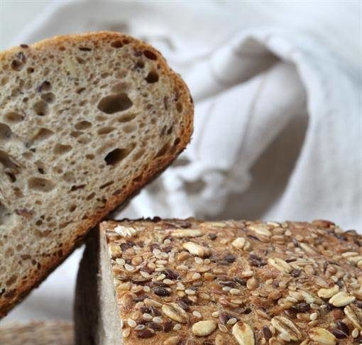 Pane di grano saraceno con semi di girasole - Cucina Naturale