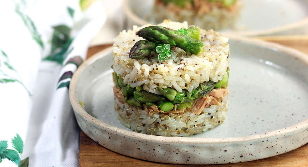 Tortino di riso e quinoa con asparagi
