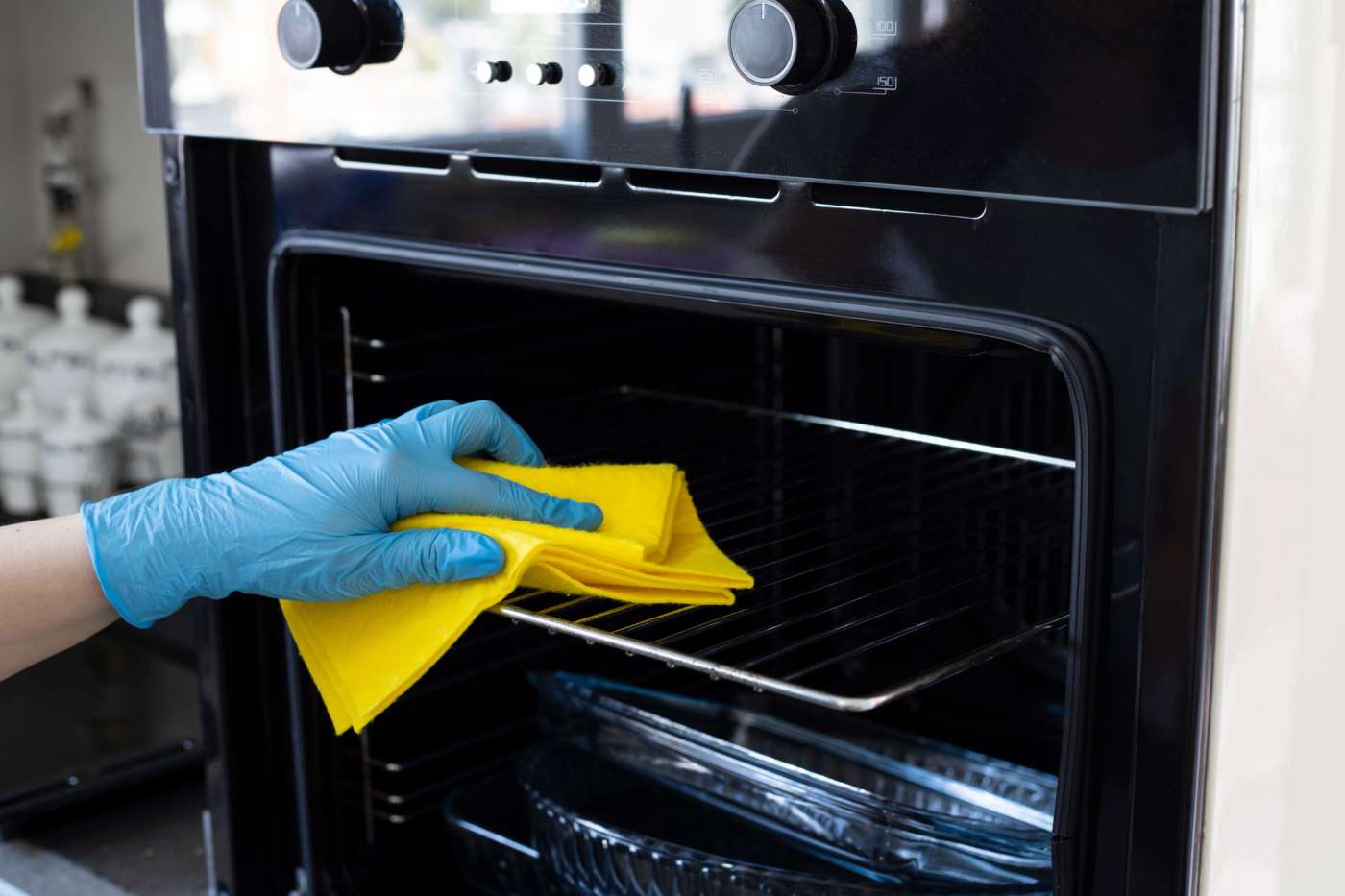 come pulire il forno