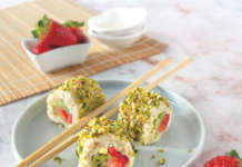 Sushi roll dolce alle fragole
