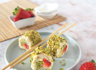 Sushi roll dolce alle fragole